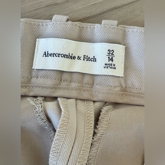 Abercrombie & Fitch Cream Wide-Leg Trousers - Picture 12 of 13